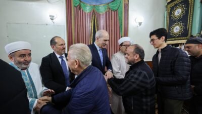 ROMANYA, (DHA) - TBMM Başkanı Numan Kurtulmuş, resmi ziyaret gerçekleştirdiği