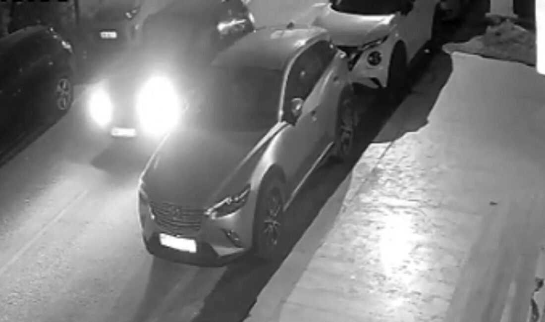 Mehmetcan ARSLAN/TEKİRDAĞ, (DHA)-TEKİRDAĞ'ın Kapaklı ilçesindeki bir fırına otomobilden silahla ateş