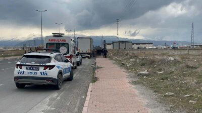 Samed Aydın SUN-Öykü GENÇ/KAYSERİ, (DHA)- KAYSERİ'nin Melikgazi ilçesinde TIR şoförü