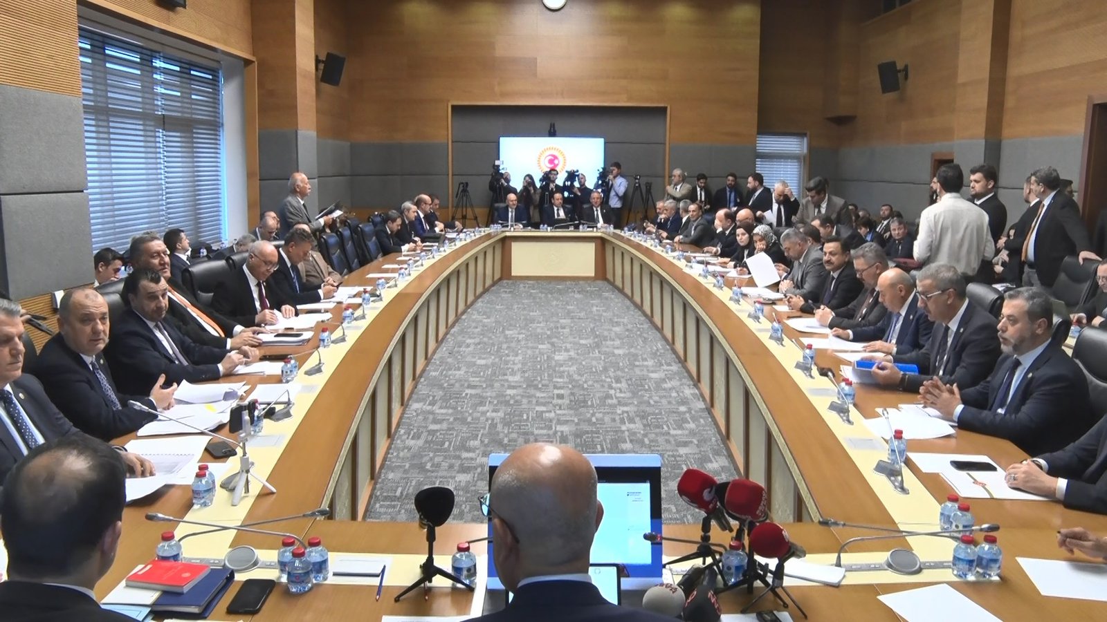 Aliekber METE-Muhammet BAYRAM/ANKARA, (DHA)- TBMM Tarım, Orman ve Köyişleri Komisyonu'nda,