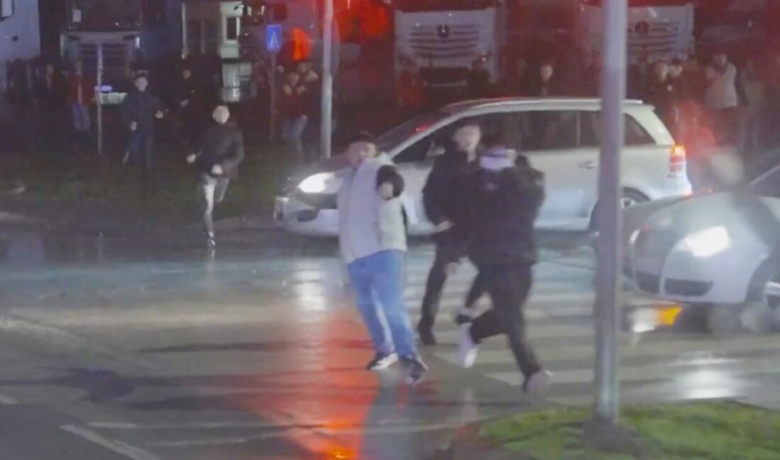 Emre ÖNCEL/SAMSUN, (DHA)- TRABZONSPOR’un, Samsunspor maçı öncesi kadro otobüsüne düzenlenen