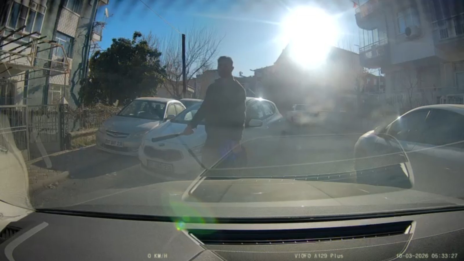 Trafikte sopalı tartışmaya 180 bin TL ceza Recep BAĞDAT/MALATYA, (DHA)- MALATYA'da trafikteki tartışmada, yolunu kestiği başka şoförün