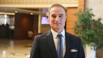 Mehmet ÇINAR/ANTALYA, (DHA)-TURİZMCİLER sezonu üç bayramla açmaya hazırlanırken; ABD-İsrail'in İran'a