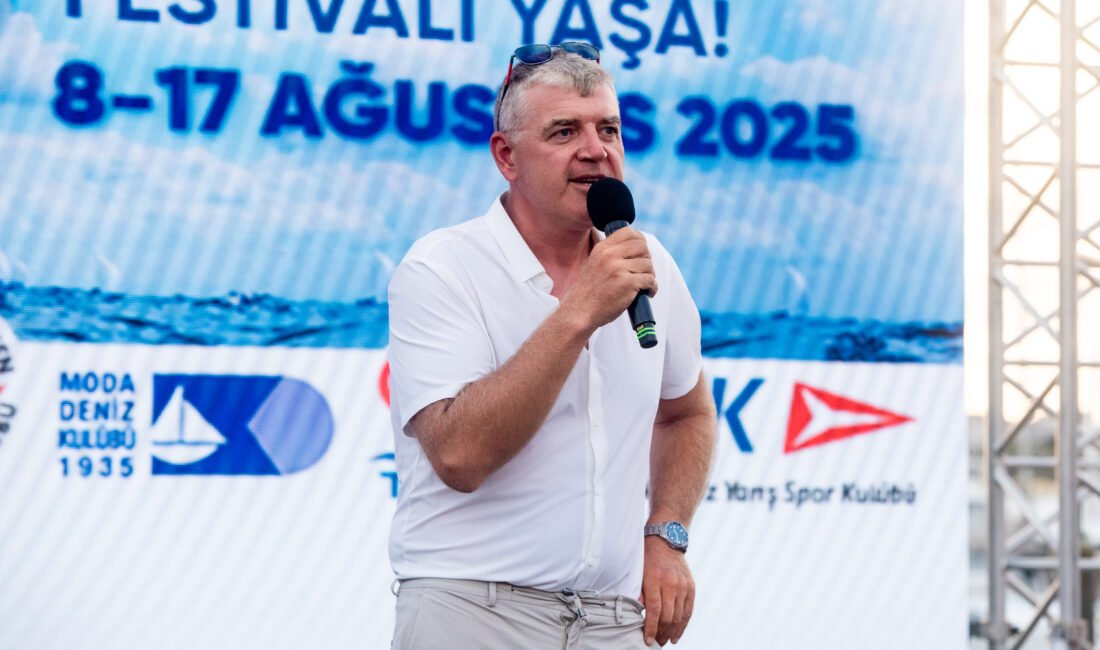 Türkiye Açıkdeniz Yarış Kulübü’nün yeni başkanı Ahmet Eker oldu İSTANBUL, (DHA)- TÜRKİYE Açıkdeniz Yarış Kulübü’nde (TAYK) gerçekleştirilen idare değişikliğiyle