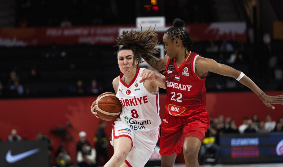 İSTANBUL, (DHA)- SALON: Turkcell Basketbol Gelişim Merkezi HAKEMLER: Julio Anaya,