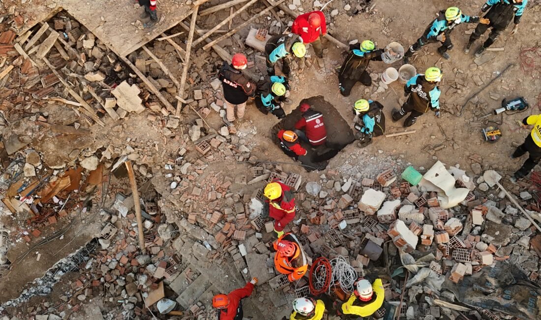 Hasan DÖNMEZ/KONYA, (DHA)- KONYA'da 2 kişinin öldüğü, 3 kişinin ise