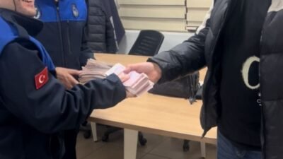 Ferhat DERVİŞOĞLU/HATAY, (DHA)- HATAY'ın Reyhanlı ilçesinde mahalle muhtarları Tarık Söker