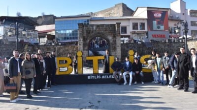 Özcan ÇİRİŞ/BİTLİS, (DHA)- BİTLİS Eren Üniversitesi'nde eğitim gören yurt dışından