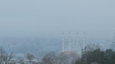Ali Sencer ARSLAN/ZONGULDAK, (DHA)- ZONGULDAK’ta 3 gündür sis etkili oluyor.