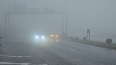 Ali Sencer ARSLAN/ZONGULDAK, (DHA)- ZONGULDAK'ta yoğun sis etkili olurken, İstanbul