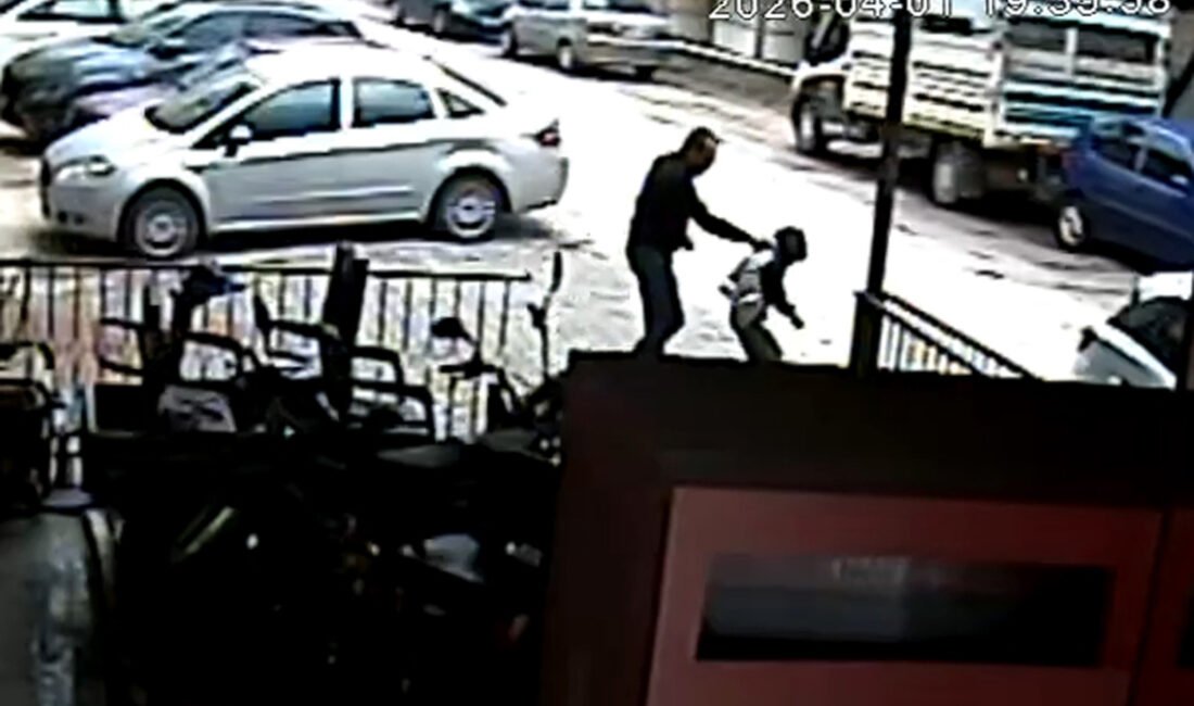 Ahmet DAĞLI/SANDIKLI (Afyonkarahisar), (DHA)- AFYONKARAHİSAR'ın Sandıklı ilçesinde 9 yaşındaki A.Ş.,