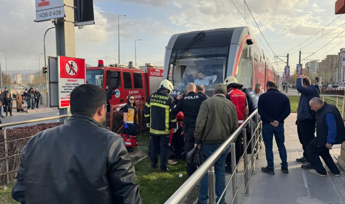 Redakte Haber AjansıKayseri’de tramvayın çarptığı kadın yaya yaralandı (RHA)- Kayseri’de