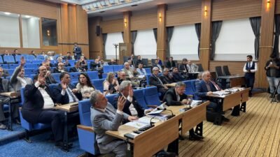 (RHA)- Kayseri Büyükşehir Belediyesi, dar gelirli emeklilere yönelik 10 bin