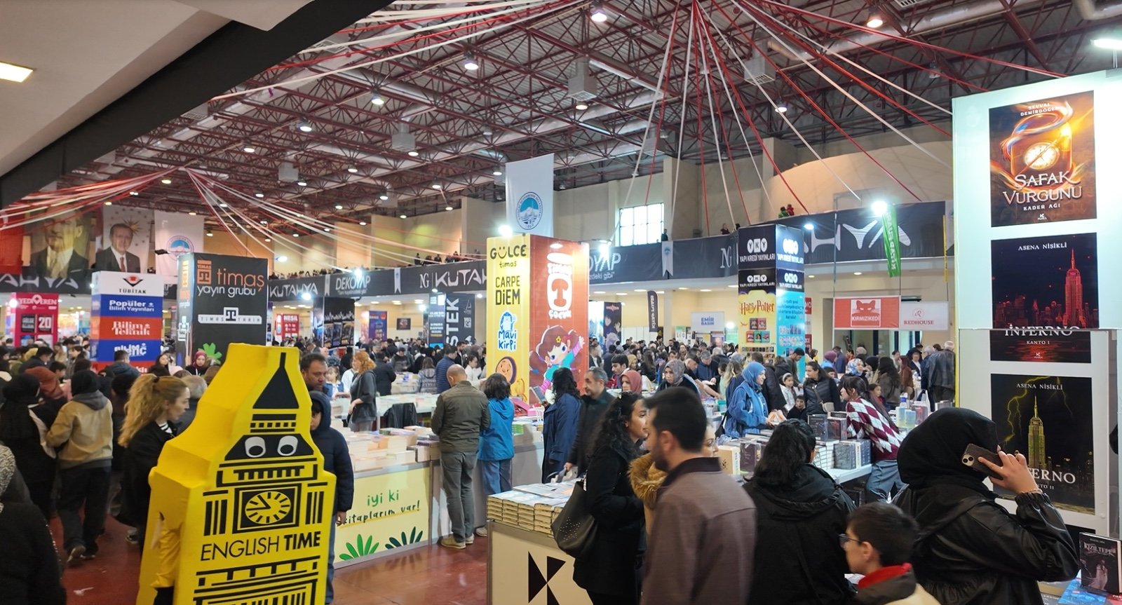 (RHA)- Kayseri Büyükşehir Belediyesi tarafından 8’inci kez düzenlenen Kayseri Kitap