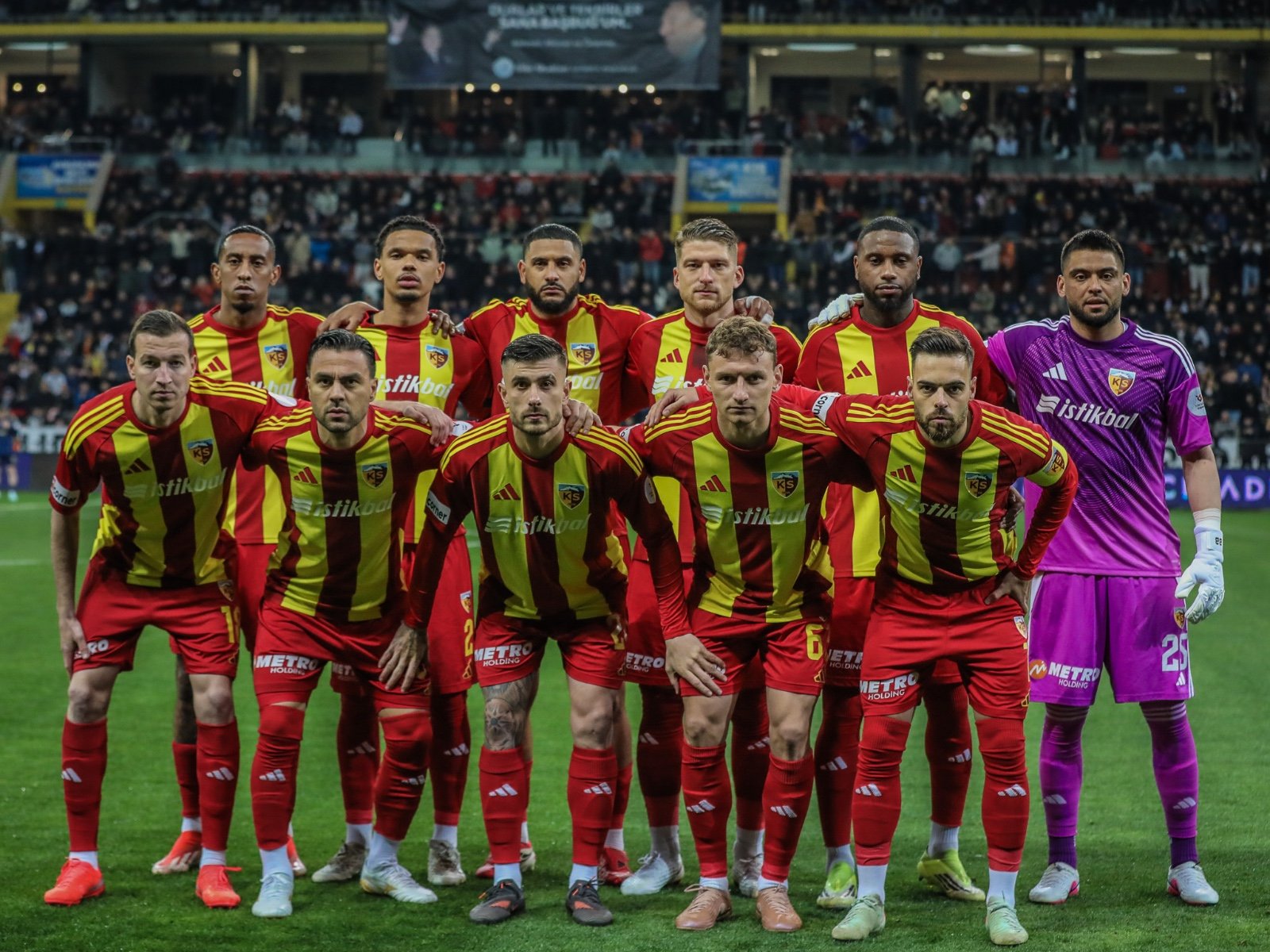 (RHA)- Süper Lig’de kümede kalma mücadelesi veren Kayserispor, bugün deplasmanda