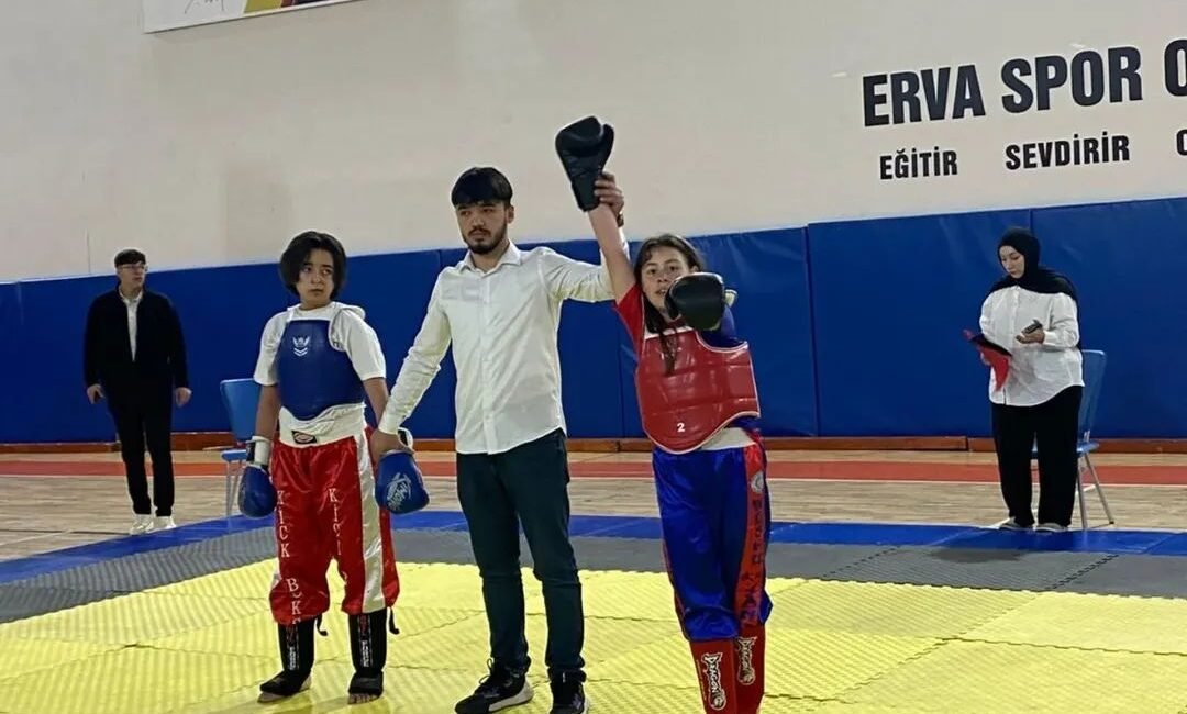 (RHA)- Kayseri’nin Bünyan ilçesinde faaliyet gösteren Bünyan ERVA Spor Okulu,