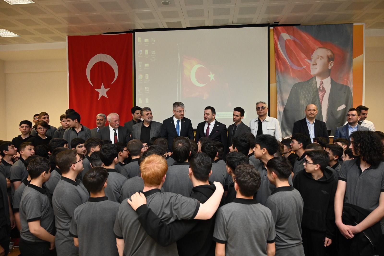 (RHA)- AK Parti Kayseri Milletvekili Şaban Çopuroğlu, Kayseri OSB Teknik