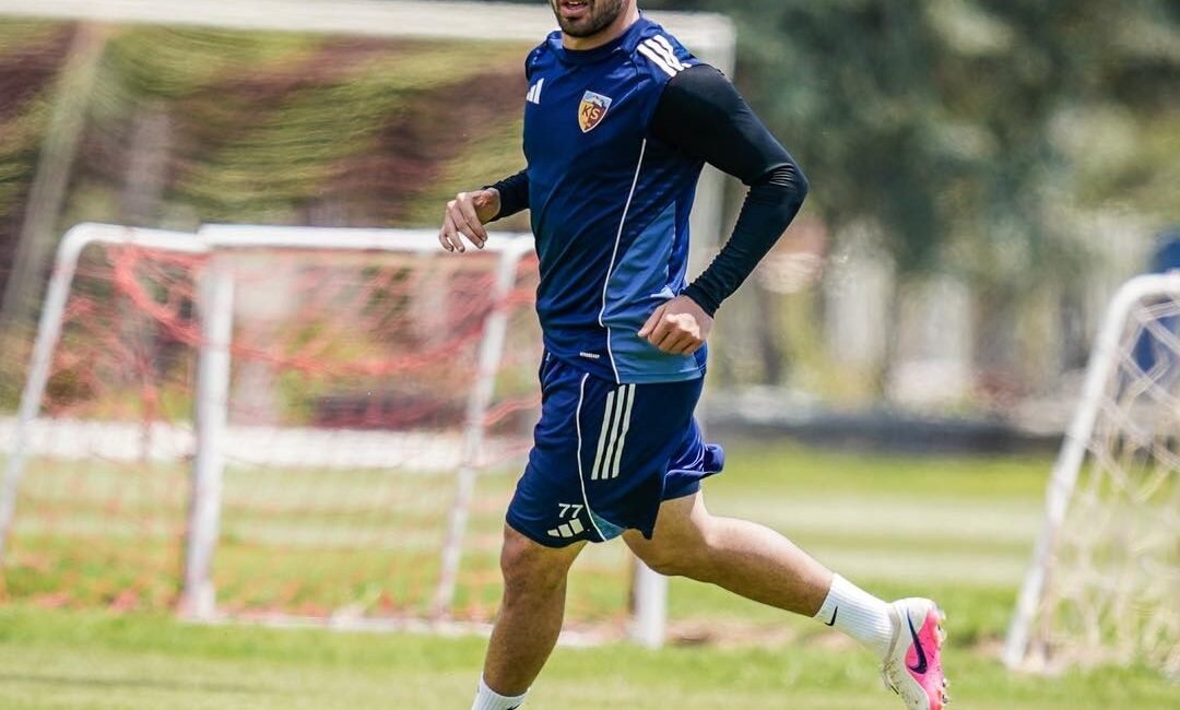 Kayserispor’da Eyüpspor maçı hazırlıklarını sürdürüyor (RHA)- Süper Lig ekibi Kayserispor, evinde karşılaşacağı Eyüpspor maçı hazırlıklarını