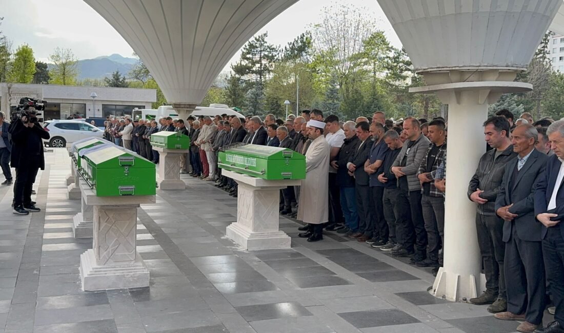 (RHA)- Kayseri Gazeteciler Cemiyeti (KGC) Başkanı Metin Kösedağ ve KGC