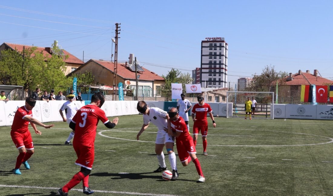 (RHA)- Kayseri’de düzenlenen Bellona International Blind Football Erciyes Cup’ta Görme