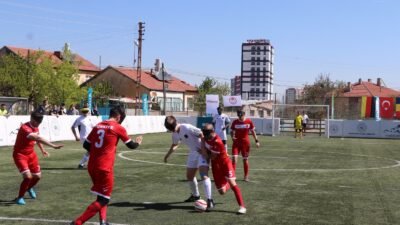 (RHA)- Kayseri’de düzenlenen Bellona International Blind Football Erciyes Cup’ta Görme