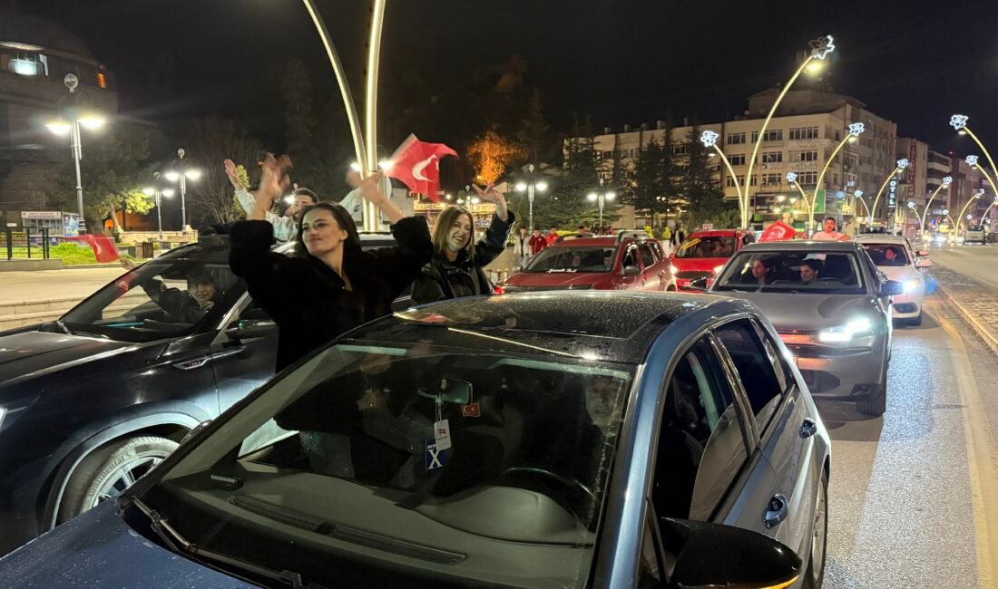 Fatih YILMAZ-/TOKAT,(DHA)- A Milli Futbol Takımı'nın, deplasmanda Kosova karşısında aldığı