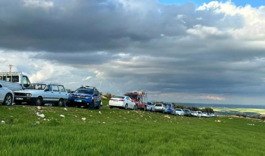 Adıyaman’da devrilen traktörün sürücüsü öldü Mahir ALAN/ADIYAMAN, (DHA)-ADIYAMAN'ın Besni ilçesinde devrilen traktörün sürücüsü Vakıf Önder