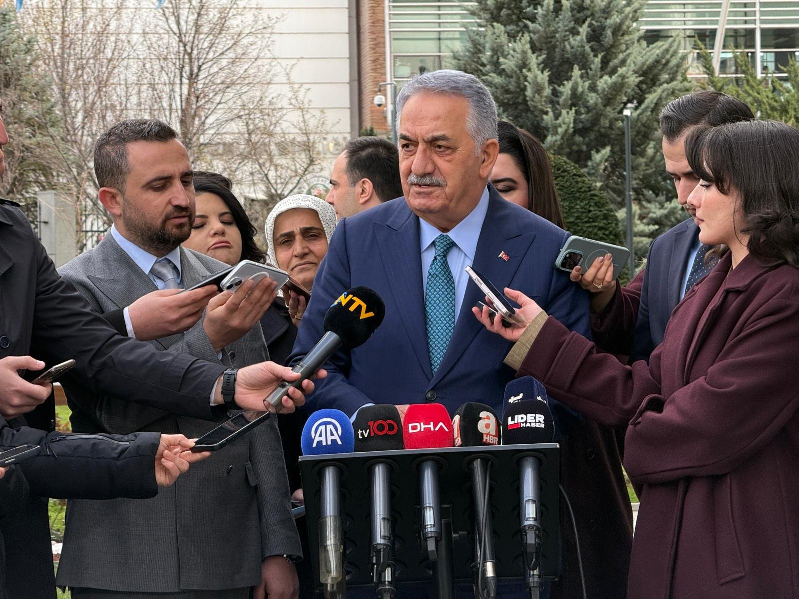 Aybala MELEK-Muhammet BAYRAM/ANKARA, (DHA)- AK Parti Genel Başkan Yardımcısı Hayati