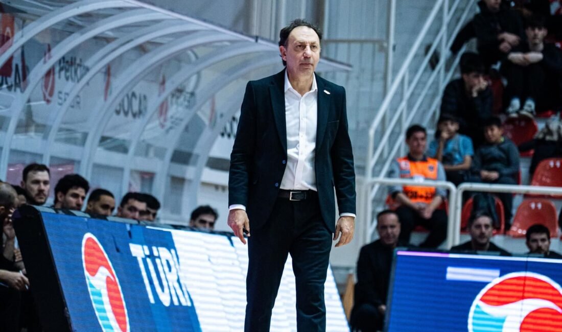 İZMİR, (DHA)- TÜRKİYE Sigorta Basketbol Süper Ligi'nde Antrenör Orhun Ene