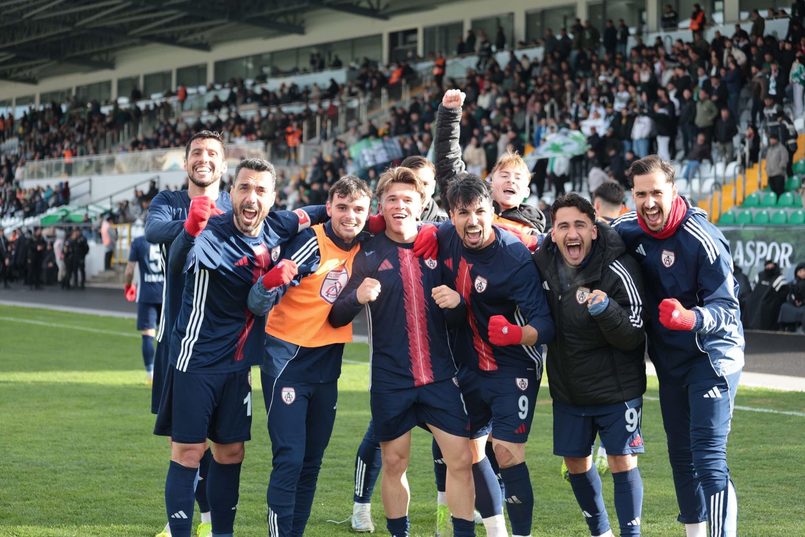 Mustafa KÖPRÜLÜ / İZMİR, (DHA)- 2'nci Lig Beyaz Grup'ta son