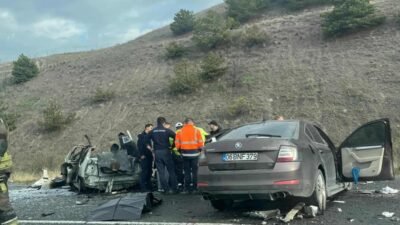 Gizem CENGİL-Muhammet BAYRAM/ANKARA, (DHA)- ANKARA Çevre Yolu'nda iki otomobilin çarpıştığı
