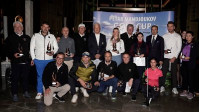 Namık Kemal KILINÇ/SERİK (Antalya), (DHA)- ANTALYA'nın Serik ilçesinde 69 oyuncunun