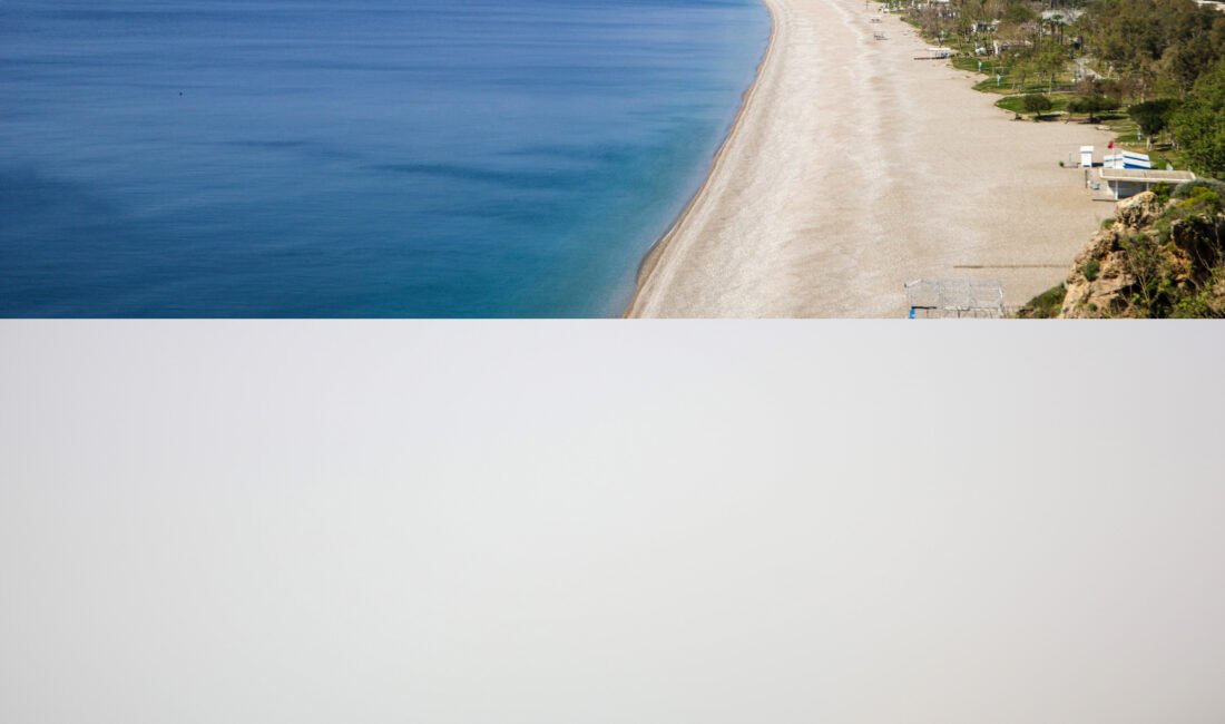 Semih ERSÖZLER- Erkan UYSAL- Mehmet ÇELİKTEN/ANTALYA, (DHA)- KUZEY Afrika üzerinden