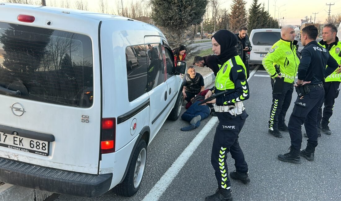 Oğuzhan KILIÇ/KÜTAHYA, (DHA)- KÜTAHYA'da yolun karşısına geçmeye çalışan İ.Ş. (36),
