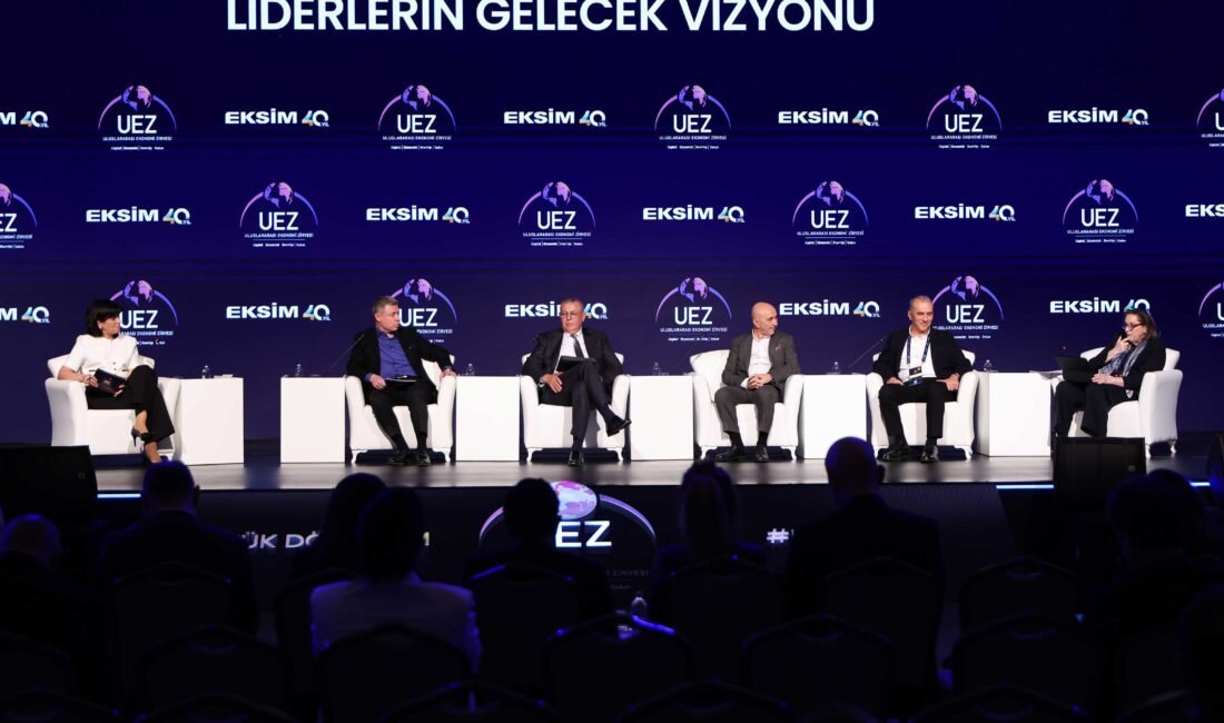 SAKARYA, (DHA)- ULUSLARARASI Ekonomi Zirvesi’nin (UEZ 2026) üçüncü panelinde konuşan