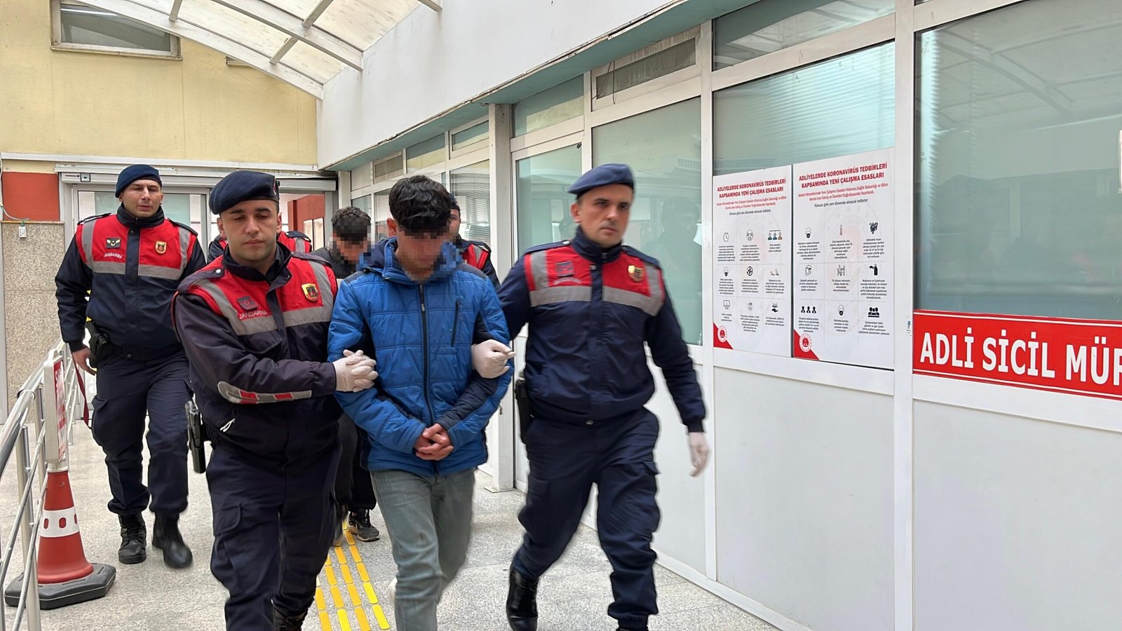 Nazım Özgün ERBULAN/İZMİT (Kocaeli), (DHA)- KOCAELİ’nin Kartepe ilçesinde İsa Turgut'u