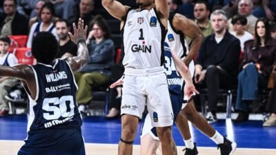 İSTANBUL, (DHA) - SALON: Sinan Erdem HAKEMLER: Miguel Angel Perez,