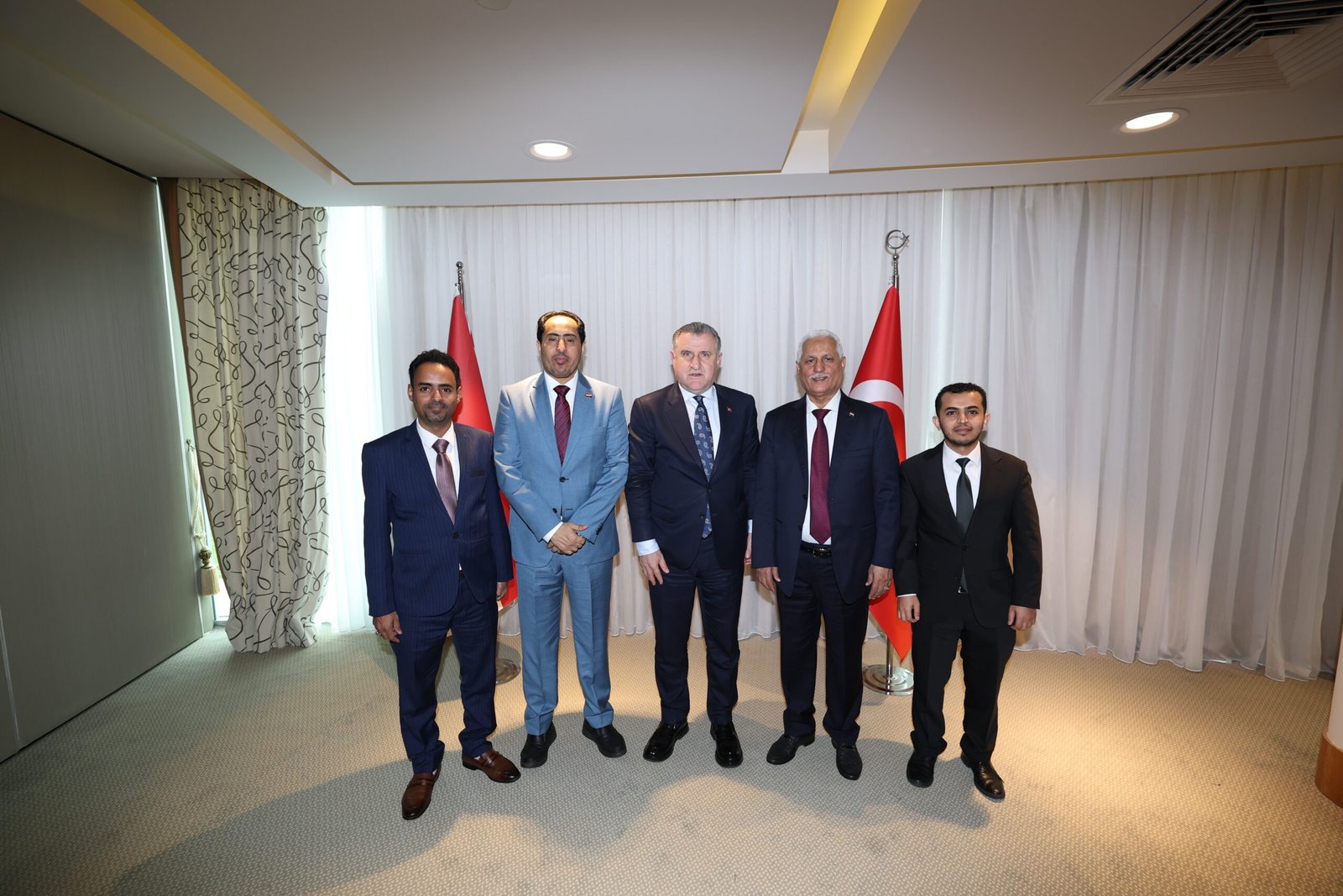 ANTALYA, (DHA)- GENÇLİK ve Spor Bakanı Dr. Osman Aşkın Bak,