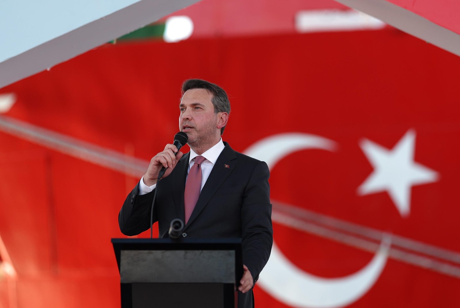 ANKARA, (DHA)- ENERJİ ve Tabii Kaynaklar Bakanı Alparslan Bayraktar, "Bugün