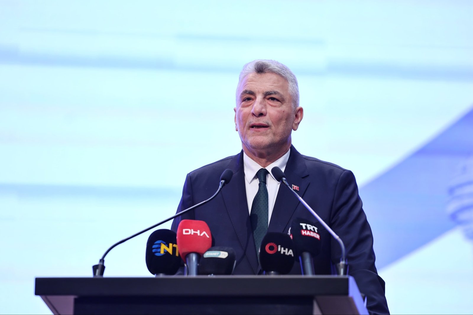 Kübra SONKAYA-Muhammet BAYRAM/ANKARA, (DHA)- TİCARET Bakanı Ömer Bolat, "2025 yılı