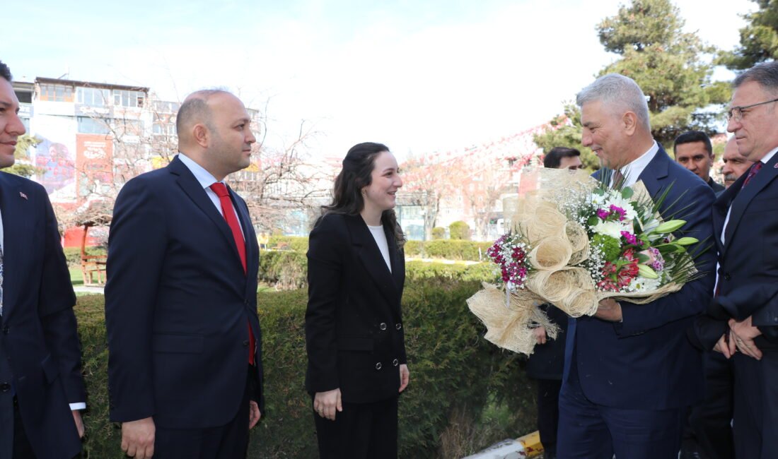 Behçet DALMAZ-Gülay KUYUCU-Orhan AŞAN/VAN, (DHA)- TİCARET Bakanı Ömer Bolat, 2026