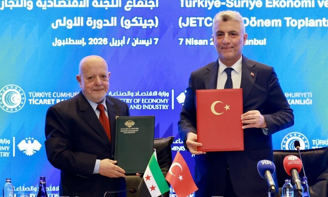 Bakan Bolat: Suriyeli mevkidaşlarımızla ikili ticaretimizi 10 milyar dolar hedefine ulaştıracak çözümleri ele aldık Gülseren KARAPINAR - Fırat ALKIZ / İSTANBUL, (DHA) - TİCARET