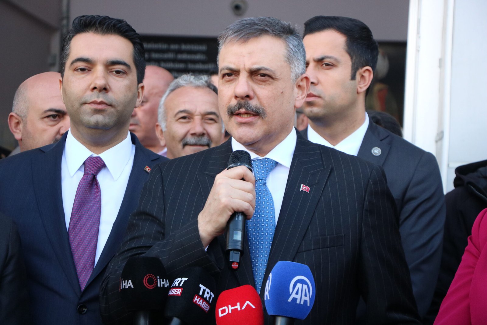 SON KAYMAKAMLIK YAPTĞI KAMAN’I ZİYARET ETTİ İçişleri Bakanı Mustafa Çiftçi,