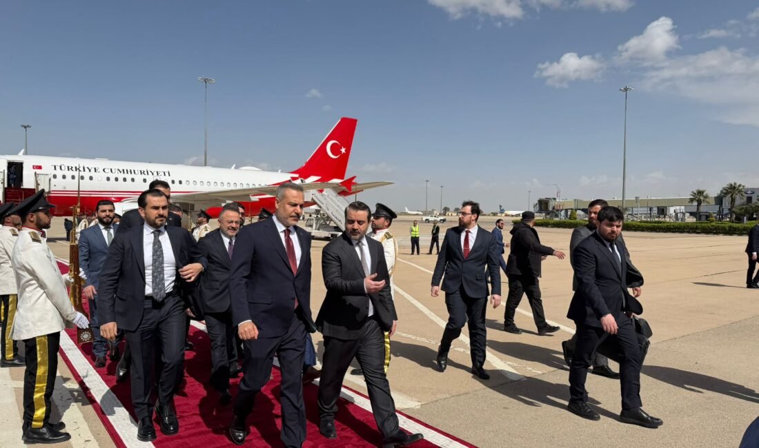 ANKARA, (DHA)- DIŞİŞLERİ Bakanı Hakan Fidan, Suriye'ye bir ziyaret gerçekleştirdi.