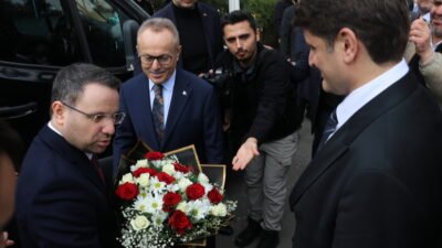 DİYARBAKIR ADLİYESİ’Nİ ZİYARET ETTİ Bir dizi ziyaret için Diyarbakır'a gelen