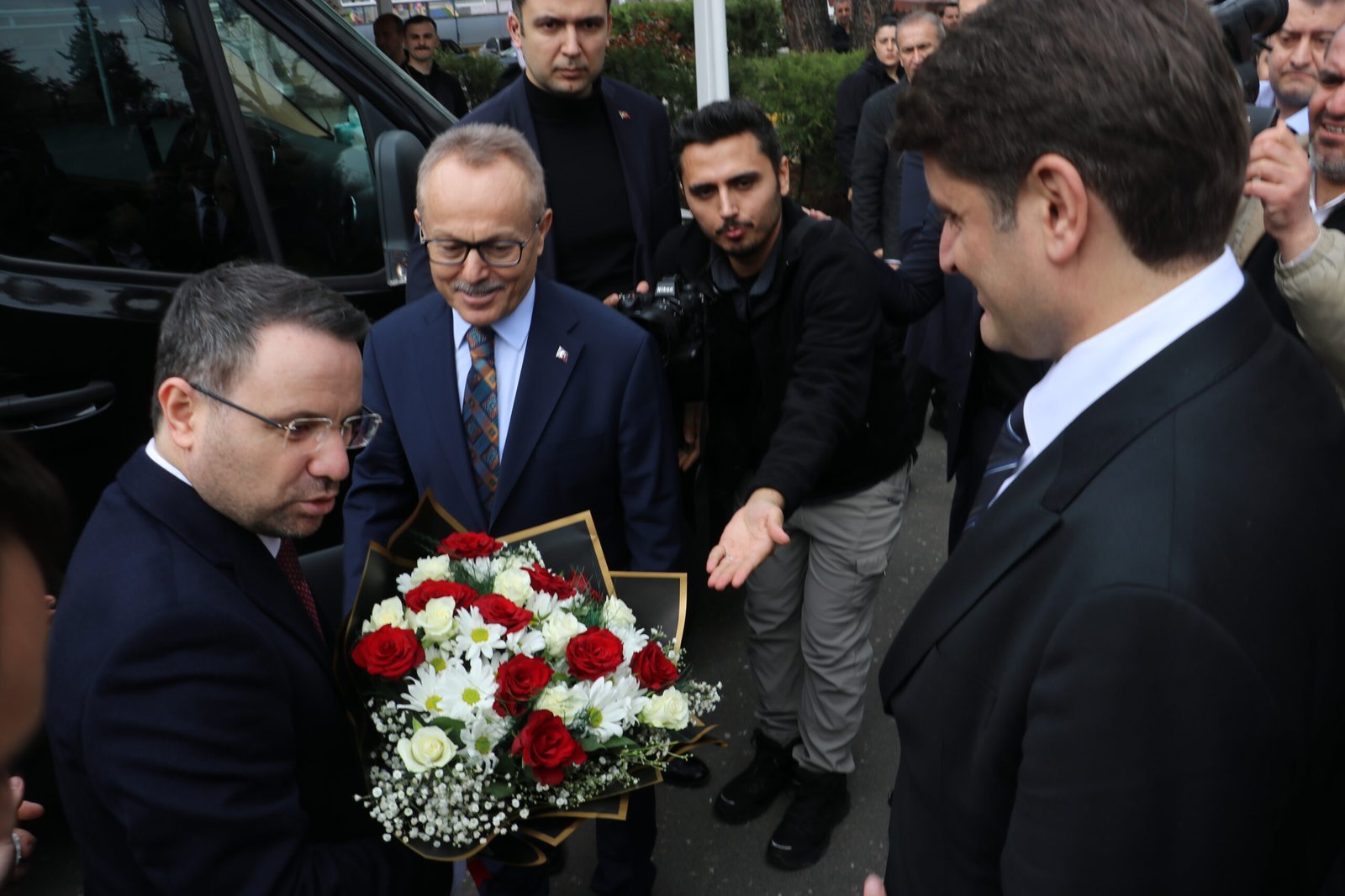 DİYARBAKIR ADLİYESİ’Nİ ZİYARET ETTİ Bir dizi ziyaret için Diyarbakır'a gelen