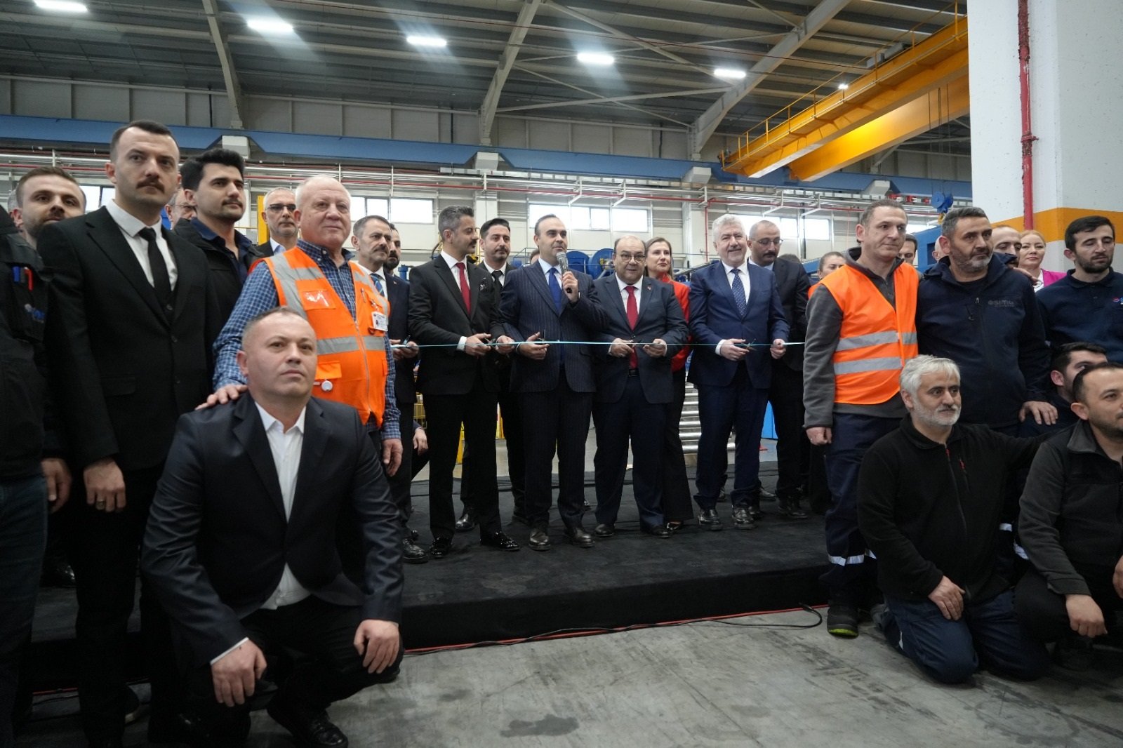 ALÜMİNYUM ÜRETİM HATTI AÇILIŞ TÖRENİNE KATILDI Sanayi ve Teknoloji Bakanı