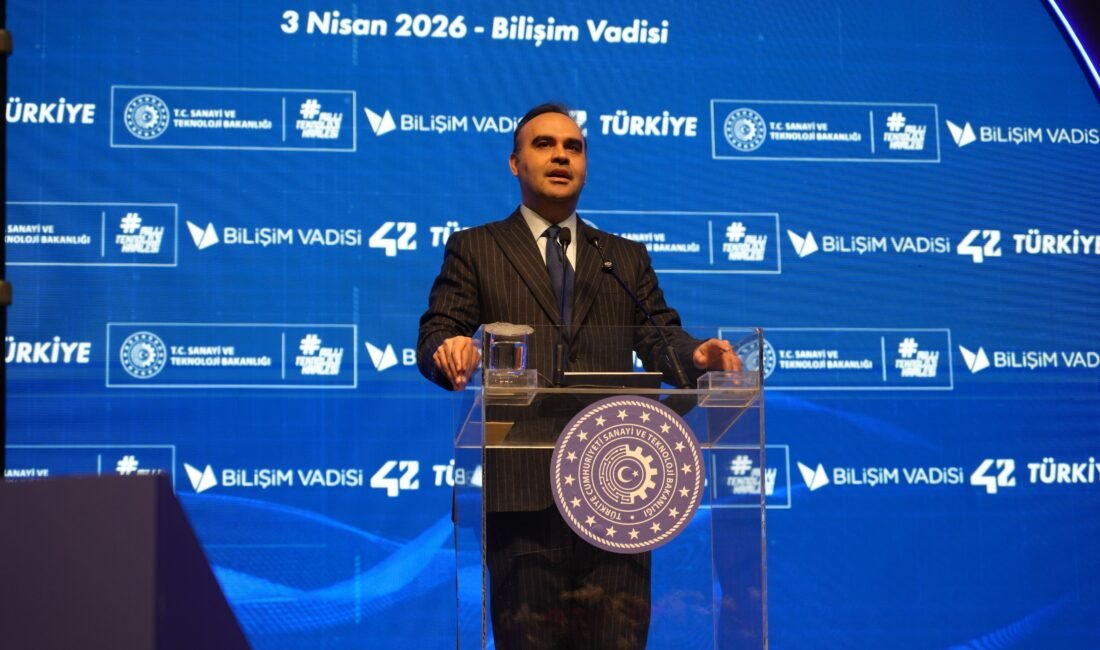 'EKONOMİK DÜZEN YAZILIM KODLARIYLA ŞEKİLLENİYOR' Sanayi ve Teknoloji Bakanı Mehmet