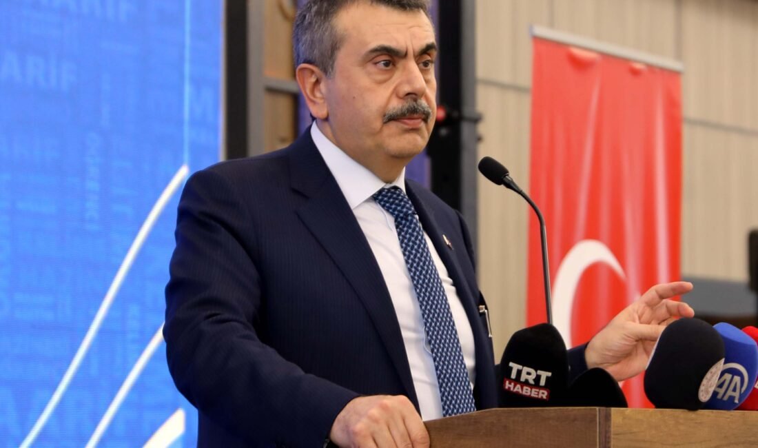 Bakan Tekin: Çocuklar, eğitime hayatına kendi değerlerimizi tanıyarak başlasın istiyoruz (3) 'EĞİTİMDE ULUSLARARASI ORANLARA YETİŞTİK' Milli Eğitim Bakanı Yusuf Tekin, 'Öğrencilerin