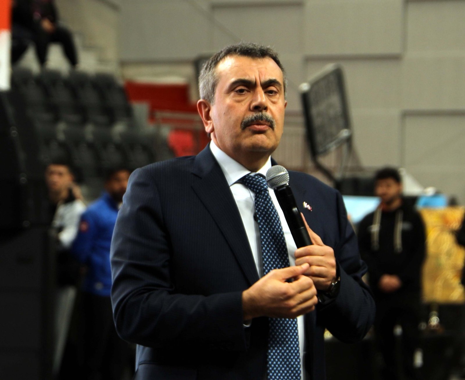 Ahmet ATMACA-Nuray UZATMAZ/GAZİANTEP, (DHA)- MİLLİ Eğitim Bakanı Yusuf Tekin, “Çocuklar,